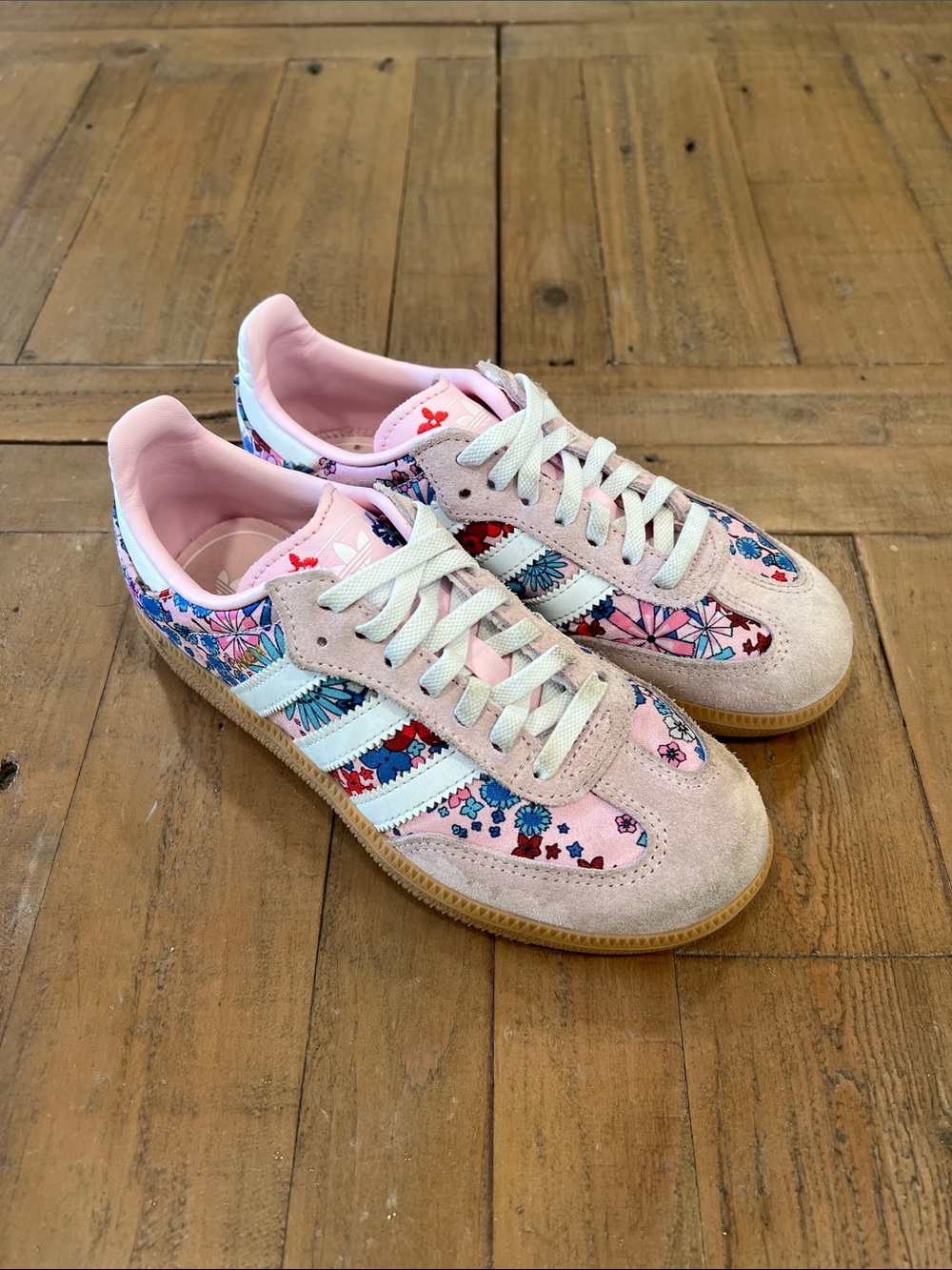 Adidas samba liberty London pink floral sneaker shoes girls 1.5
